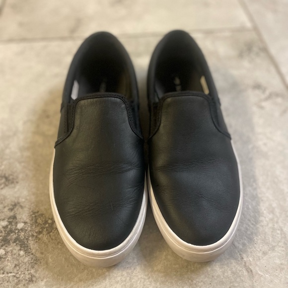 Lacoste Gazon Slip on Shoes - Picture 5 of 5